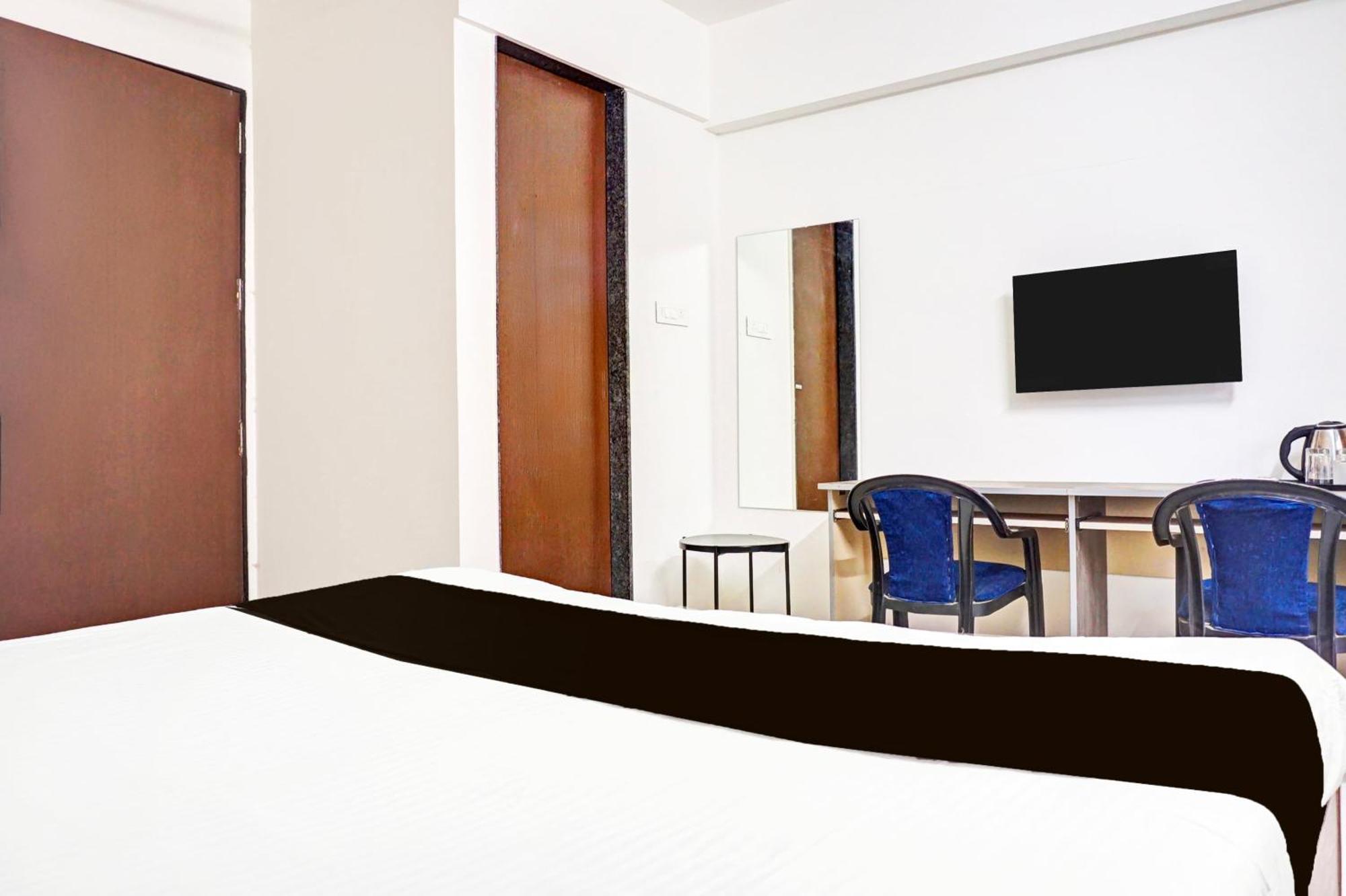 Super Collection O Baner Formerly Seven Hills Dāpuri エクステリア 写真